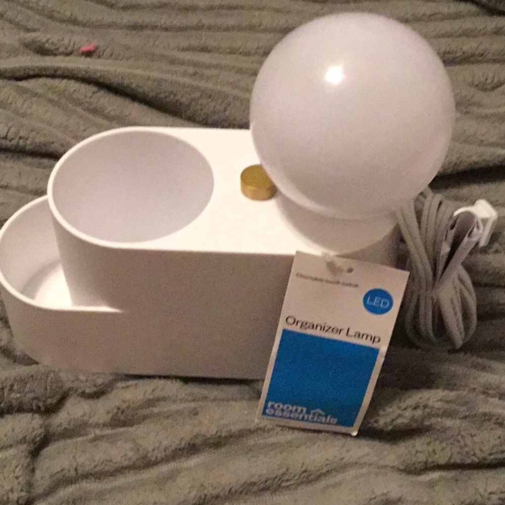 Room Essentials White Organizer Lamp with Gold Accent new